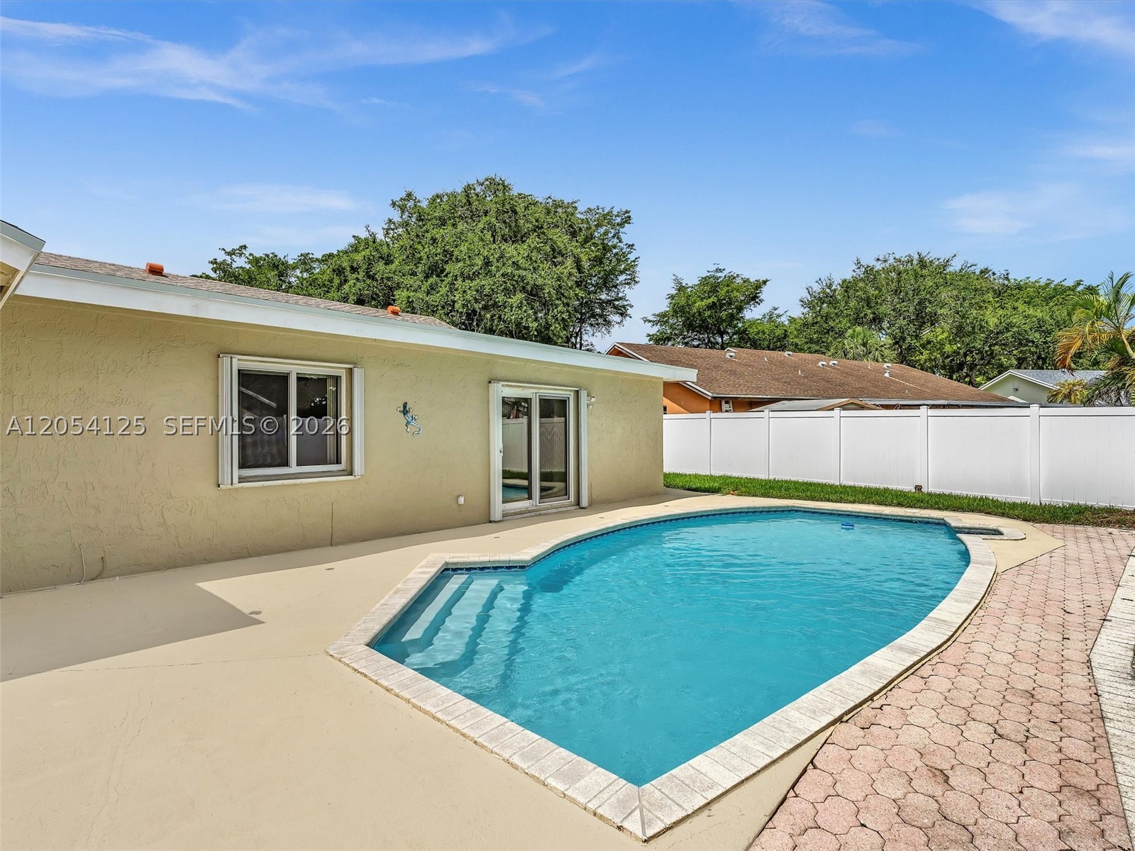WOODBRIDGE - Residential