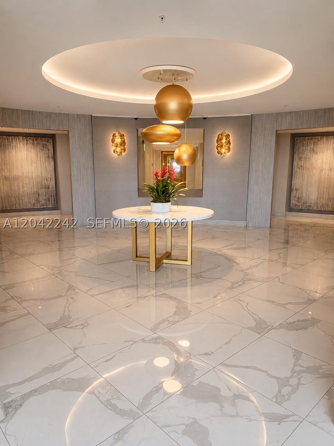 HARBOUR HOUSE CONDO - Residential