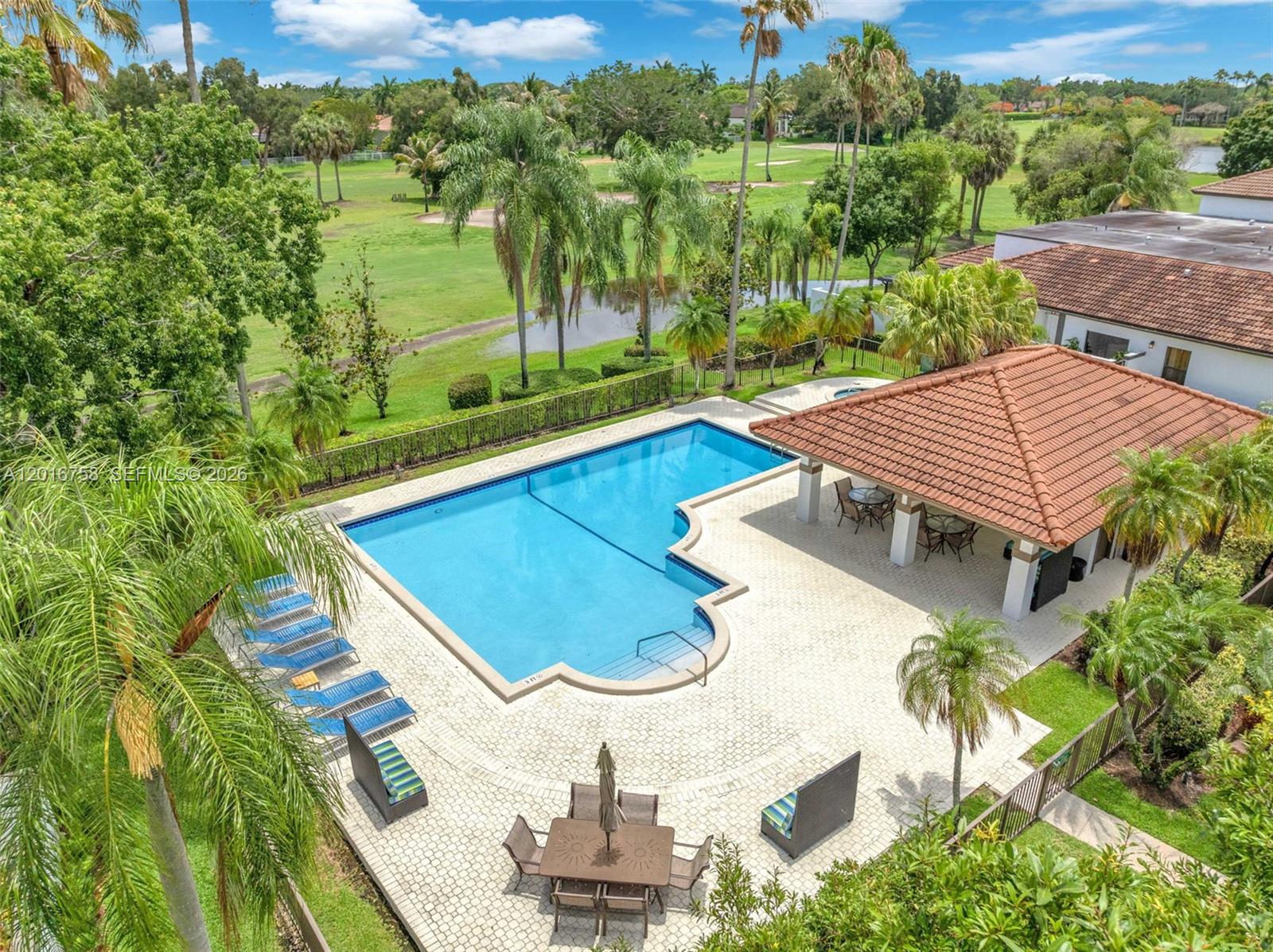 LAS VERDES CONDO - Residential
