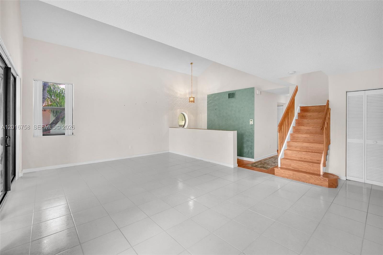 LAS VERDES CONDO - Residential