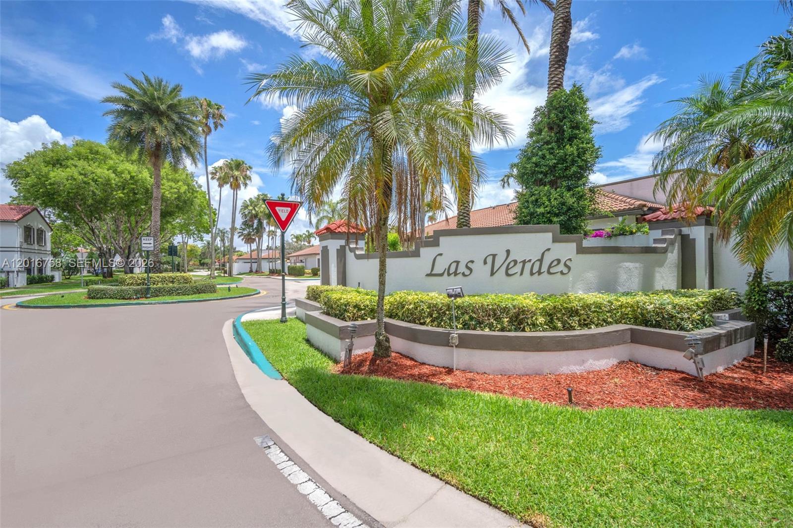 LAS VERDES CONDO - Residential