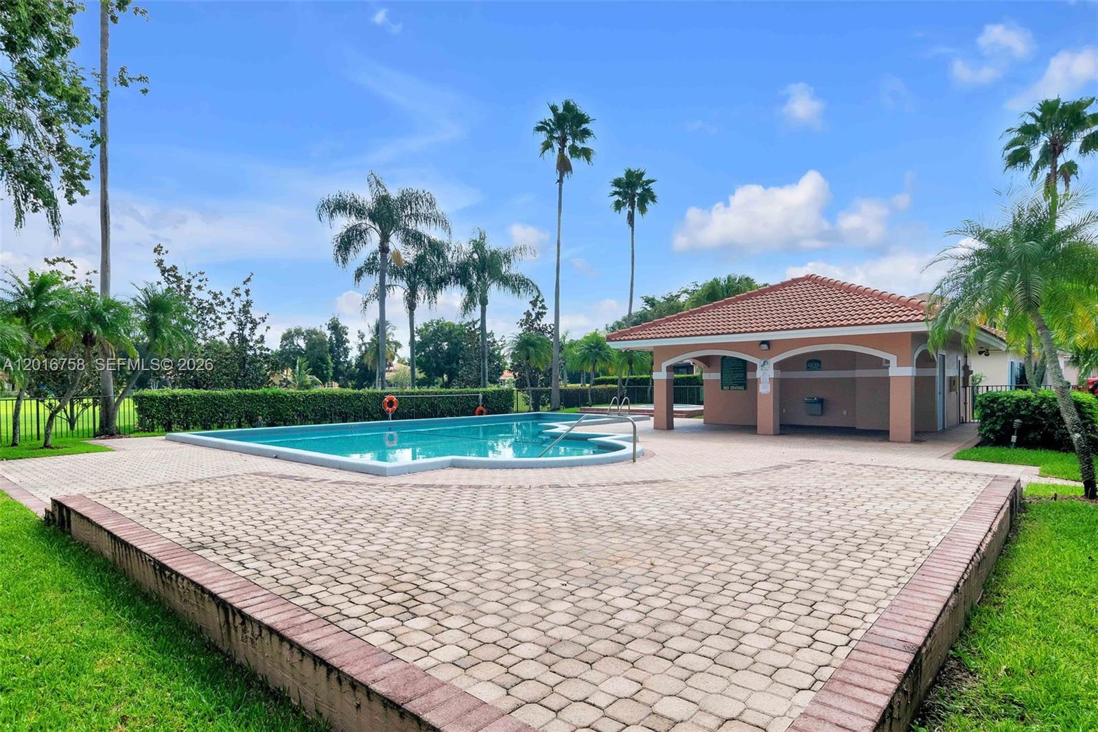 LAS VERDES CONDO - Residential