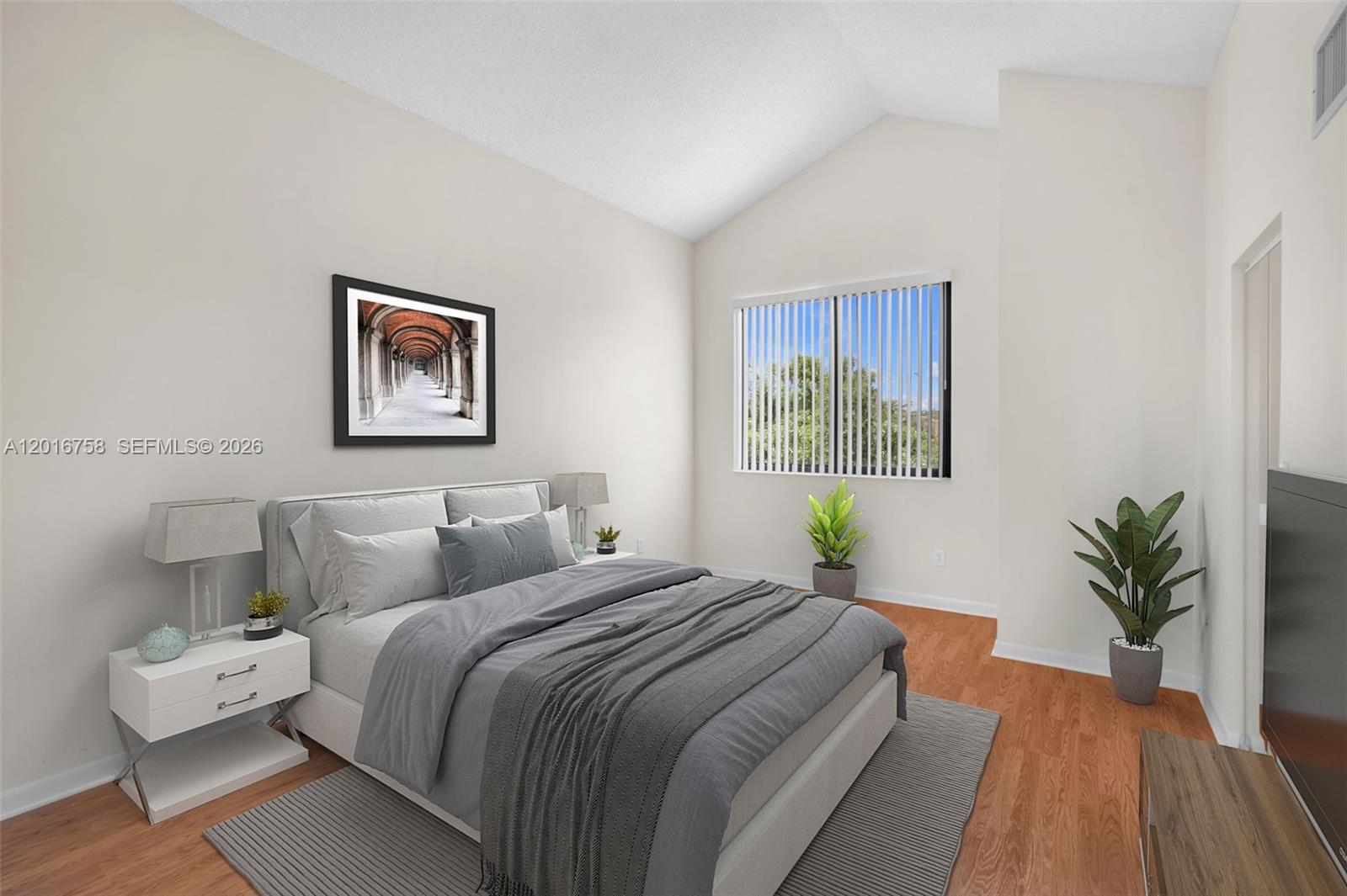 LAS VERDES CONDO - Residential