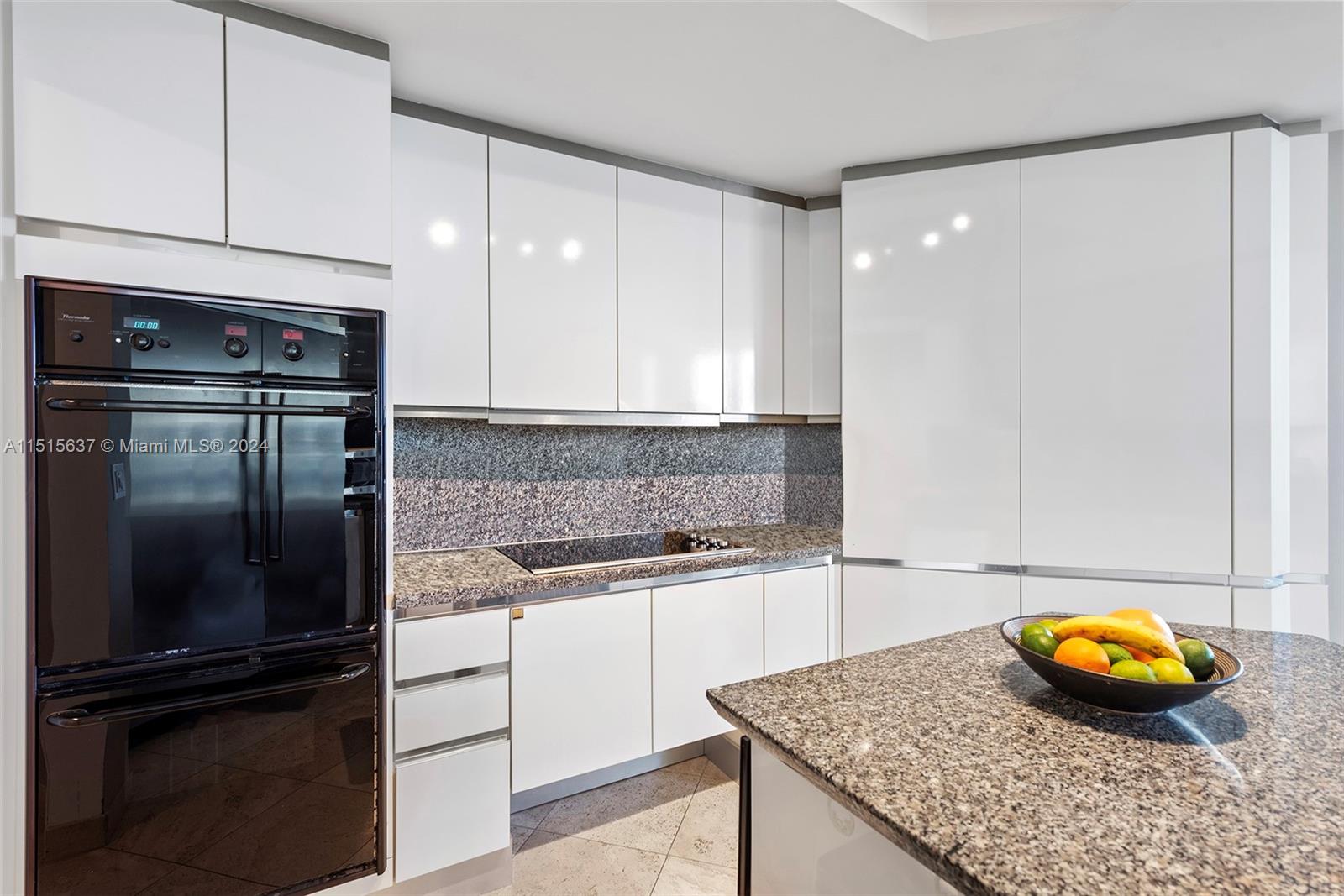 GRAND BAY RESIDENCES COND - Residential