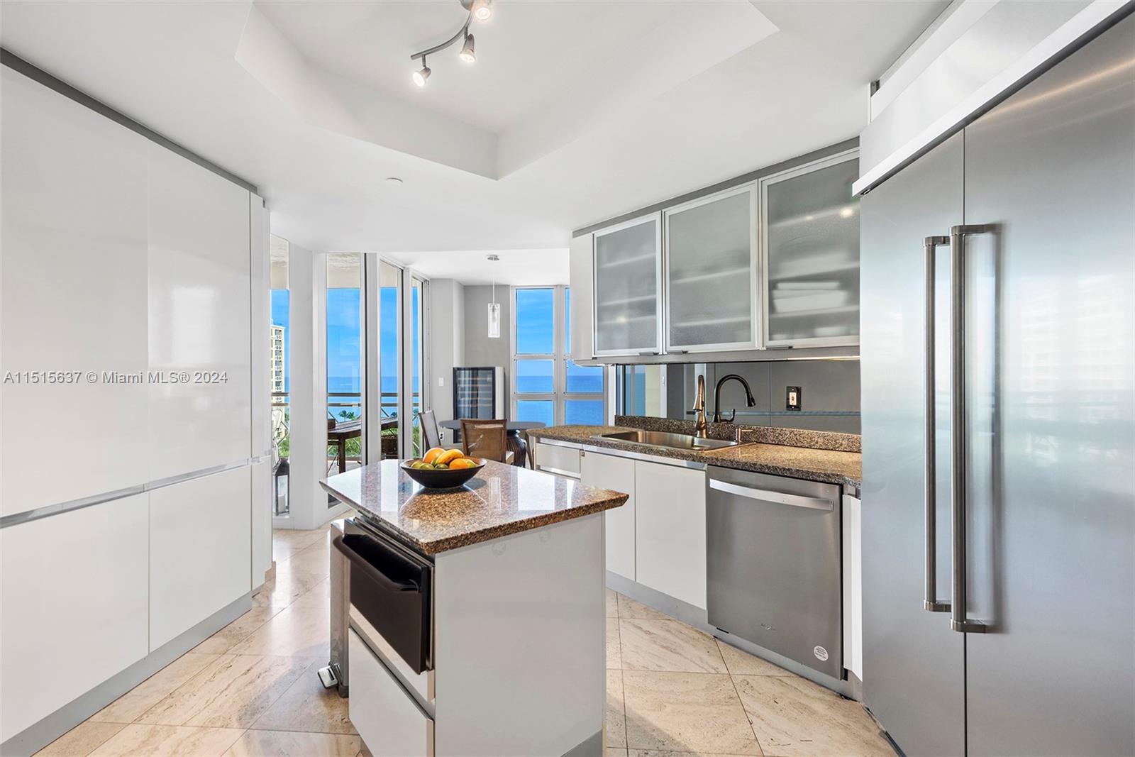 GRAND BAY RESIDENCES COND - Residential