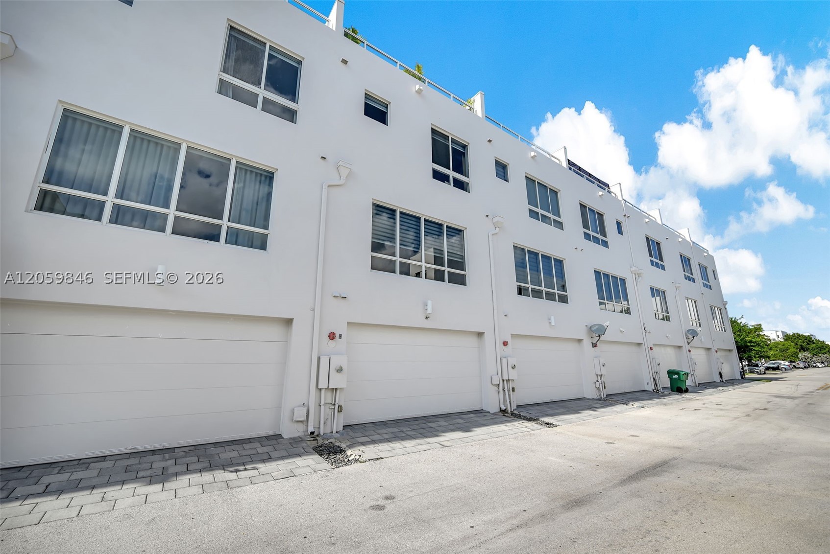 LANDMARK AT DORAL - Residential