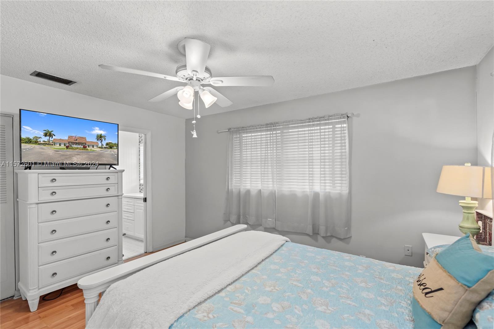 COUNTRY MANORS CONDO - Residential