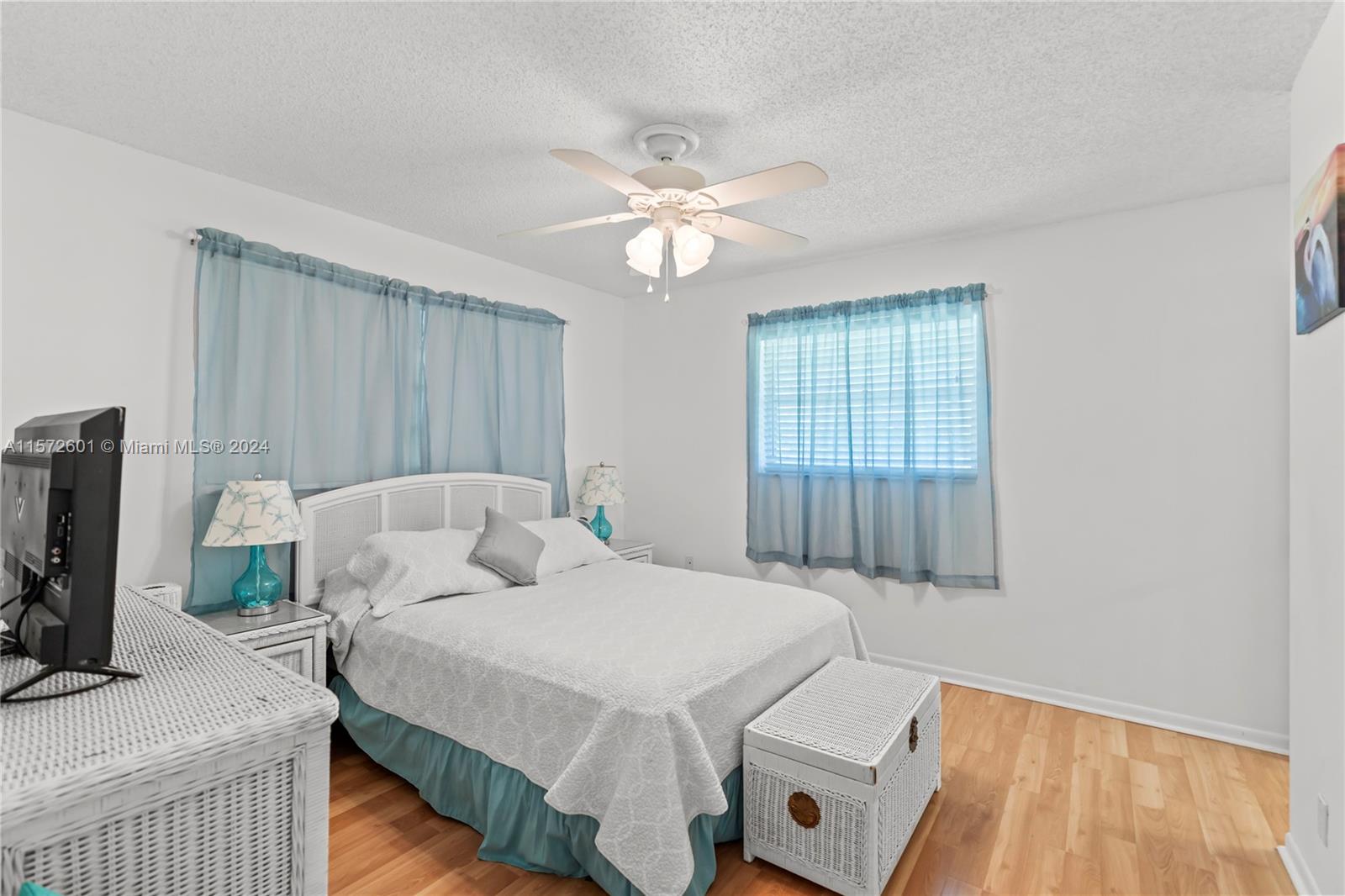 COUNTRY MANORS CONDO - Residential