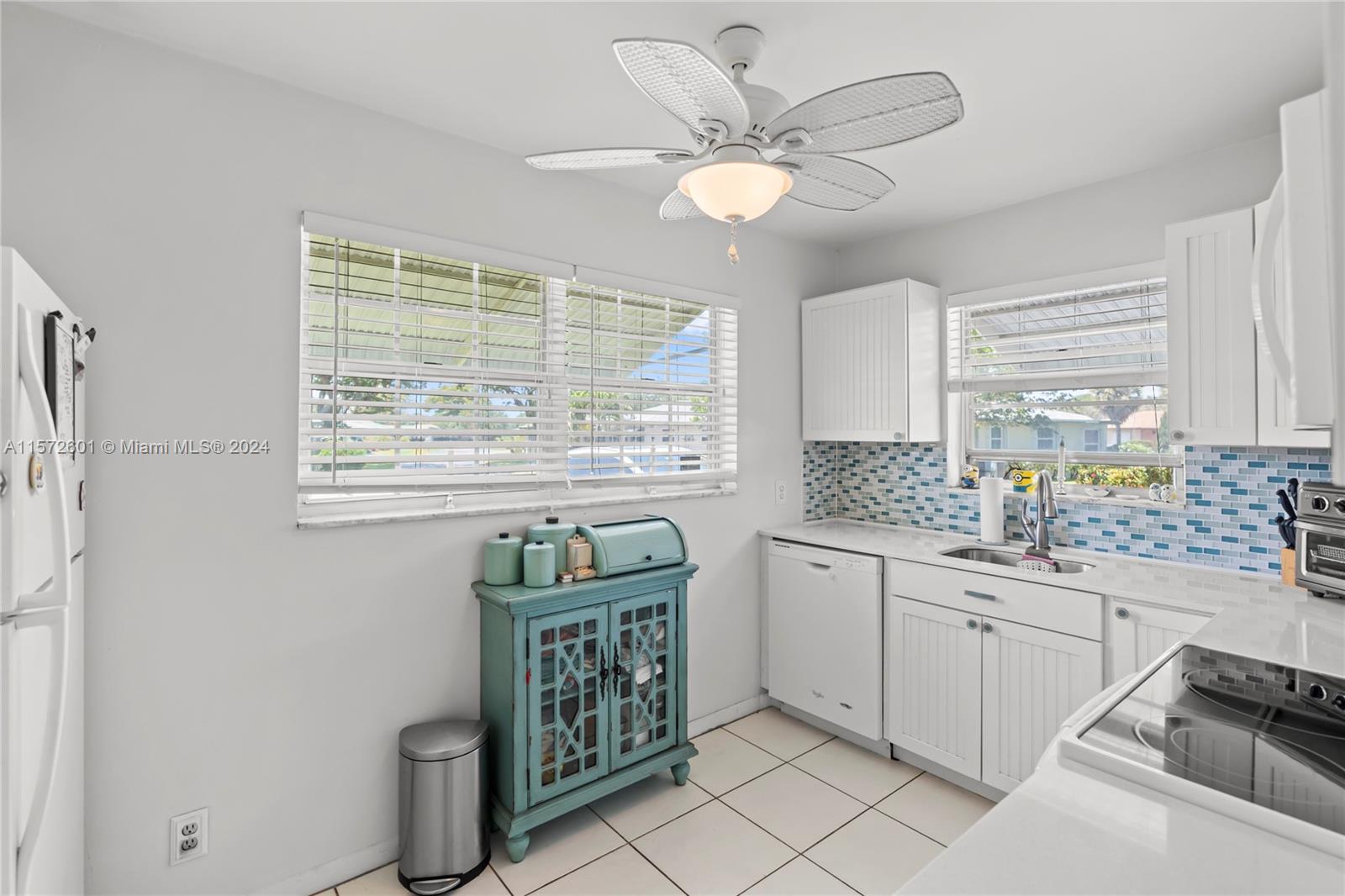 COUNTRY MANORS CONDO - Residential
