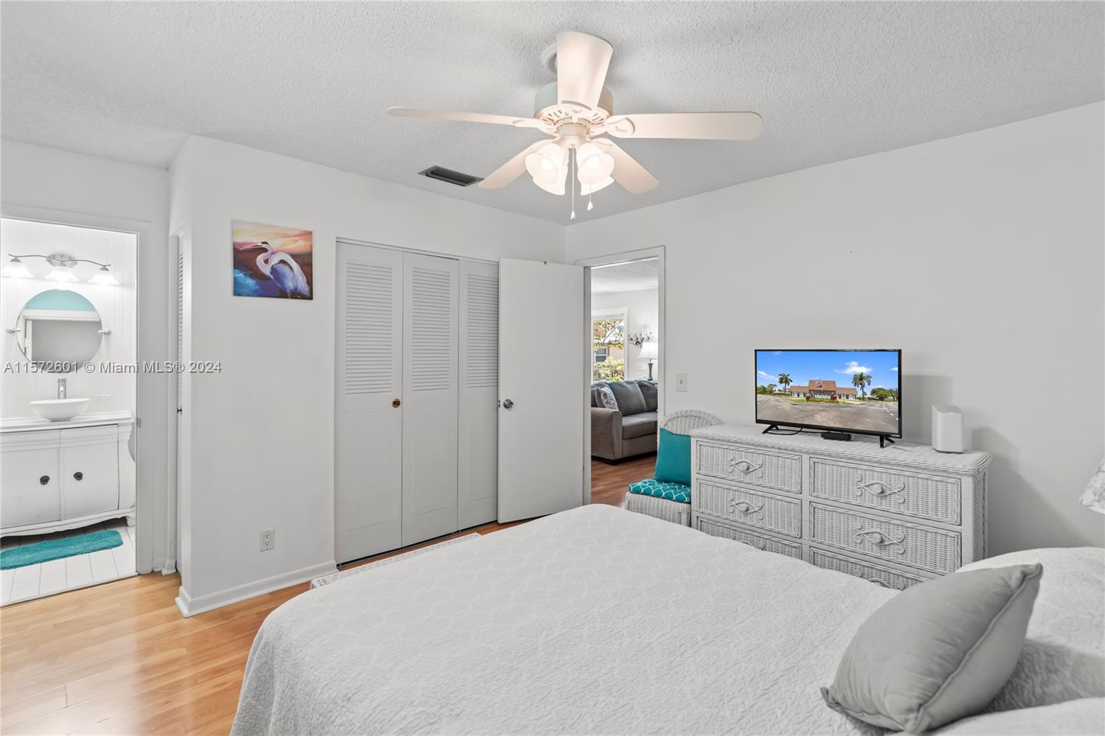 COUNTRY MANORS CONDO - Residential