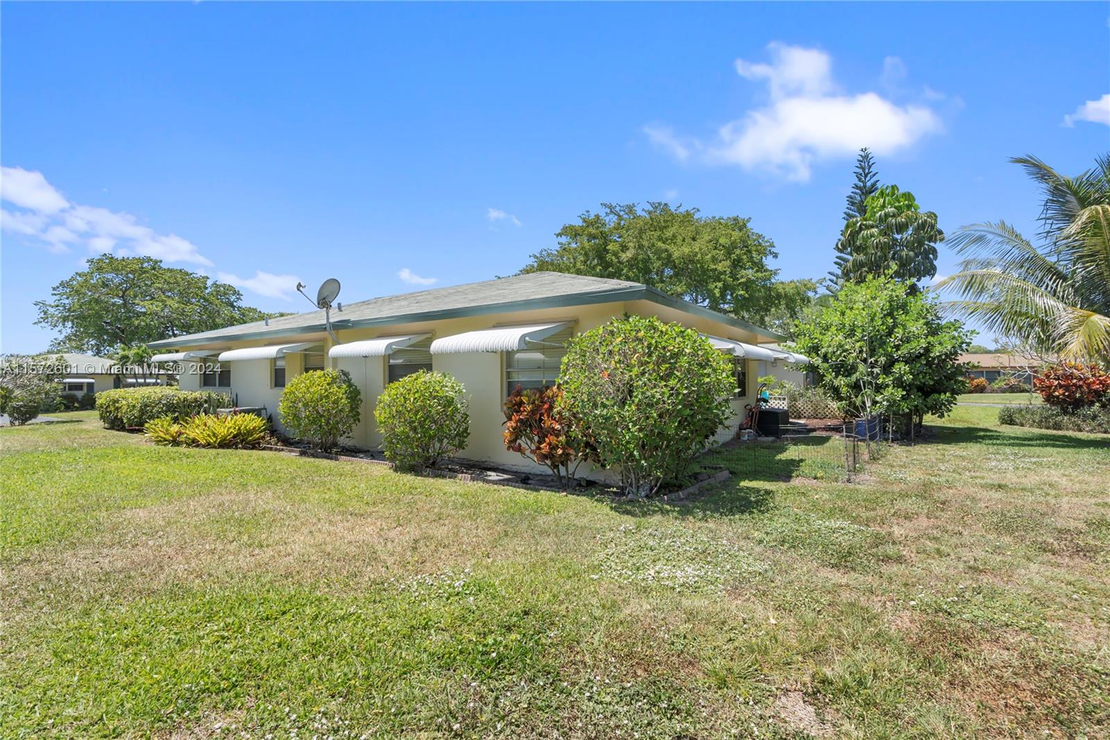 COUNTRY MANORS CONDO - Residential