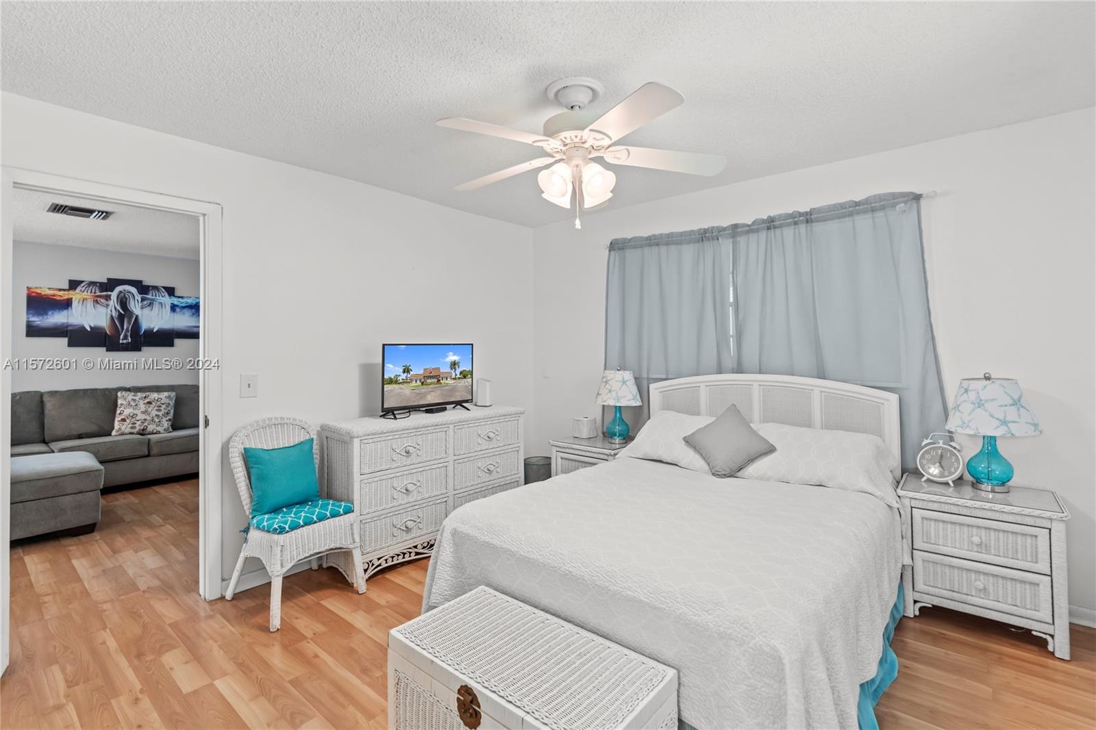 COUNTRY MANORS CONDO - Residential