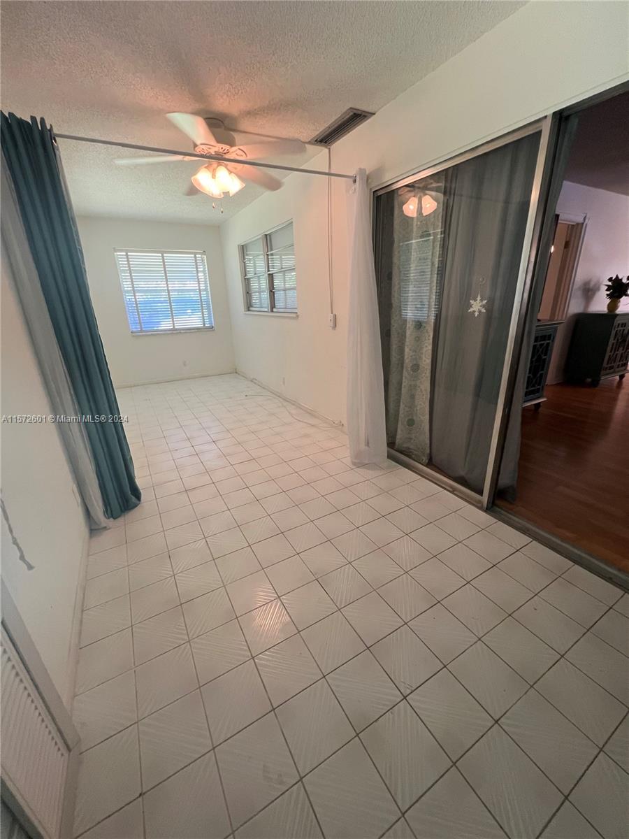 COUNTRY MANORS CONDO - Residential