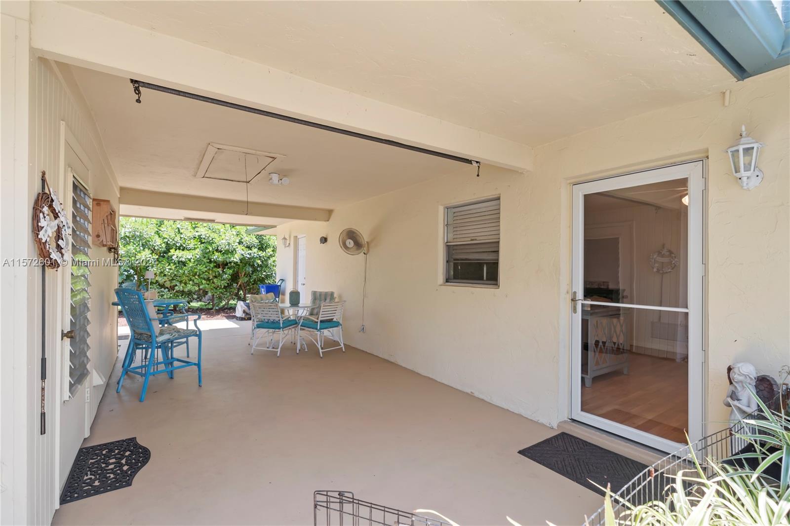COUNTRY MANORS CONDO - Residential