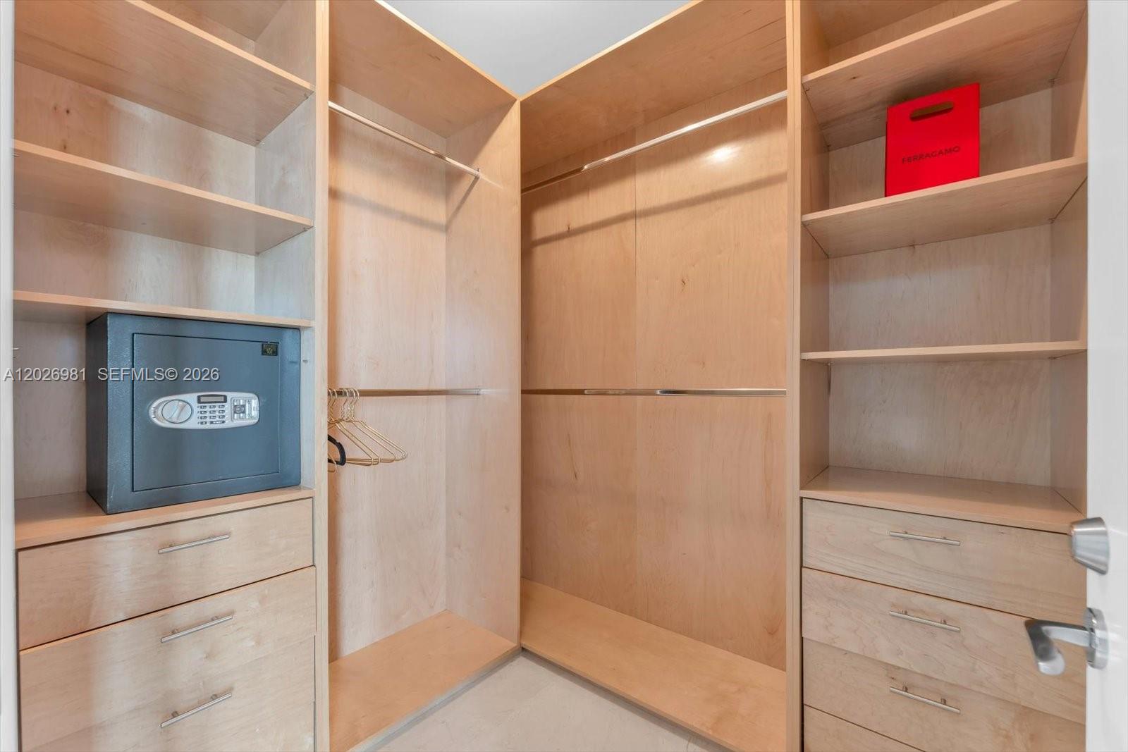 JADE OCEAN CONDO - Residential