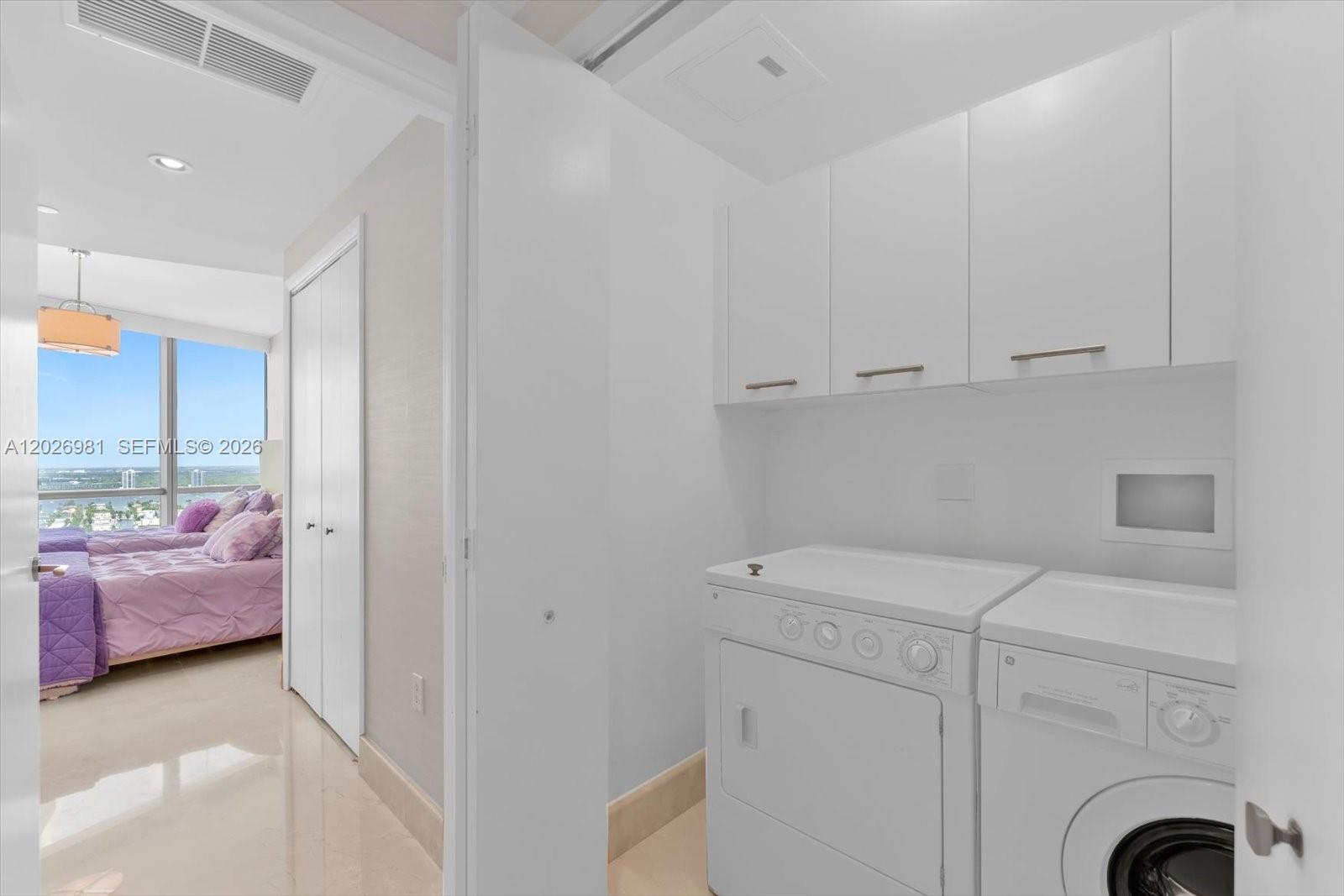 JADE OCEAN CONDO - Residential