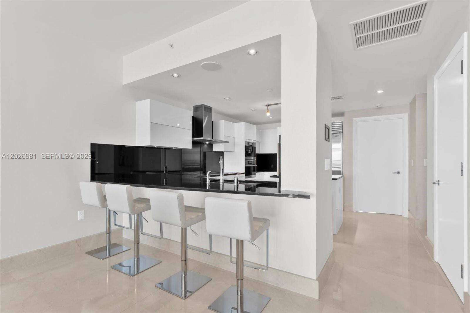JADE OCEAN CONDO - Residential