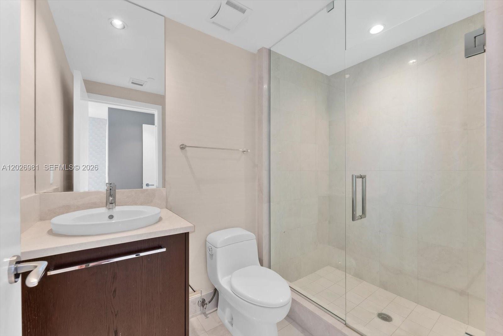 JADE OCEAN CONDO - Residential