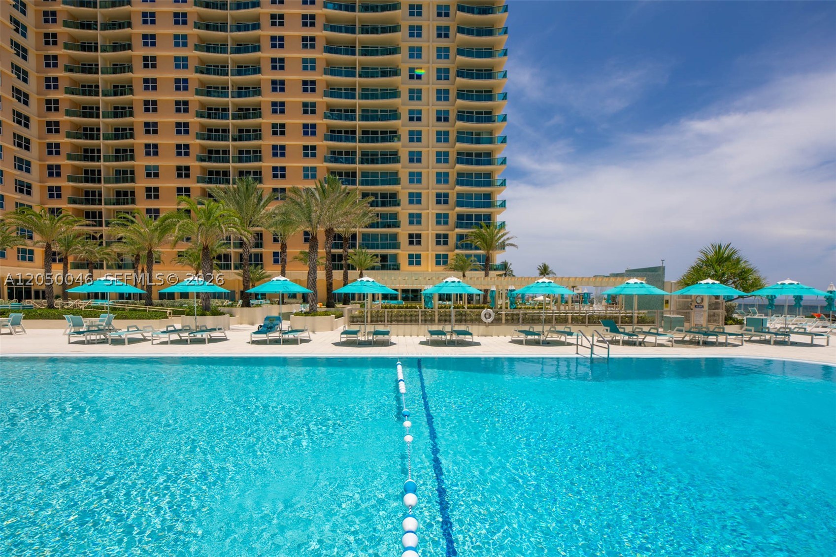 WAVE CONDO - Residential Lease