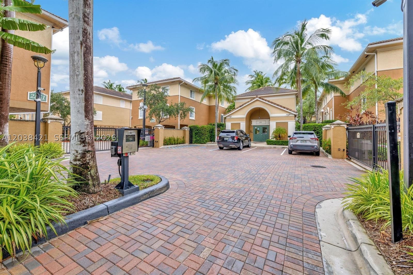 AVENTI AT AVENTURA CONDO - Residential Lease