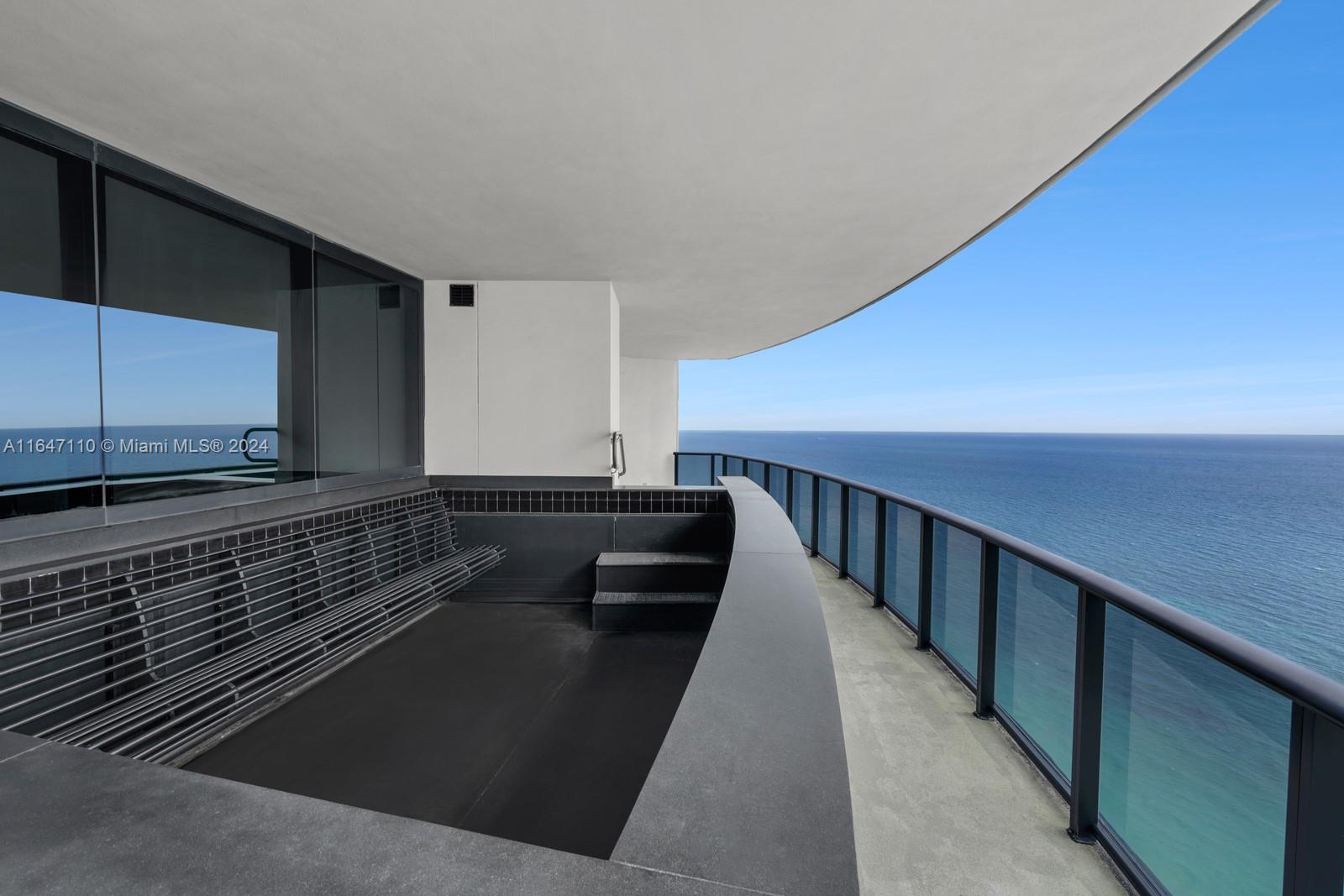 18555 COLLINS AVENUE COND - Residential