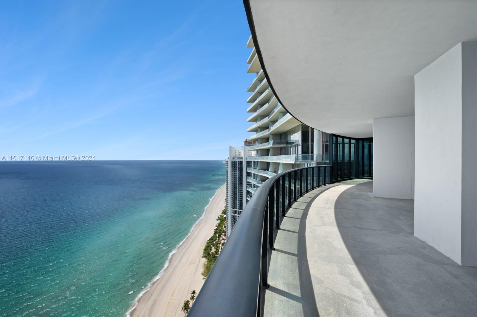 18555 COLLINS AVENUE COND - Residential