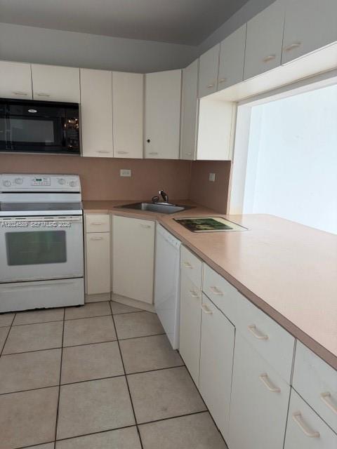 THE PAVILION CONDO - Residential Lease