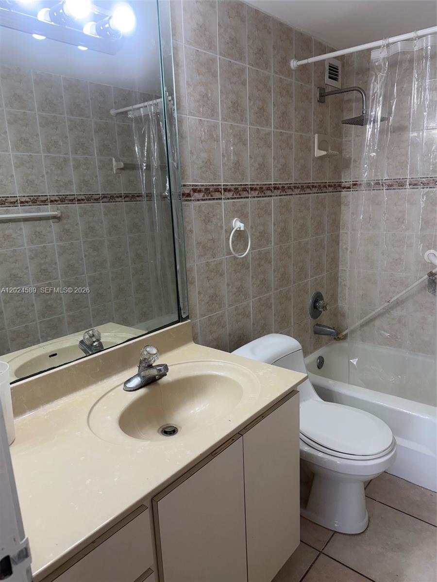 THE PAVILION CONDO - Residential Lease