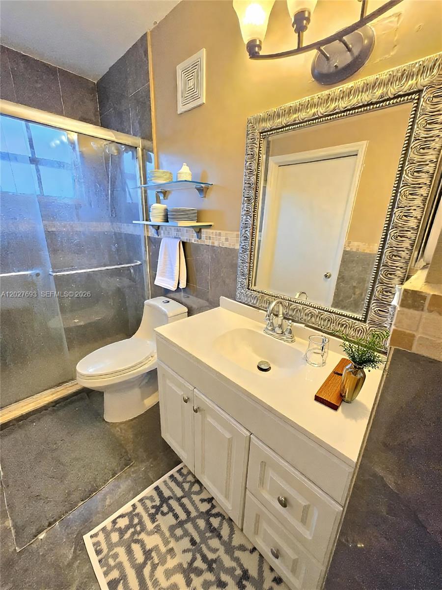 BONITA GOLF VIEW TOWNVILL - Residential