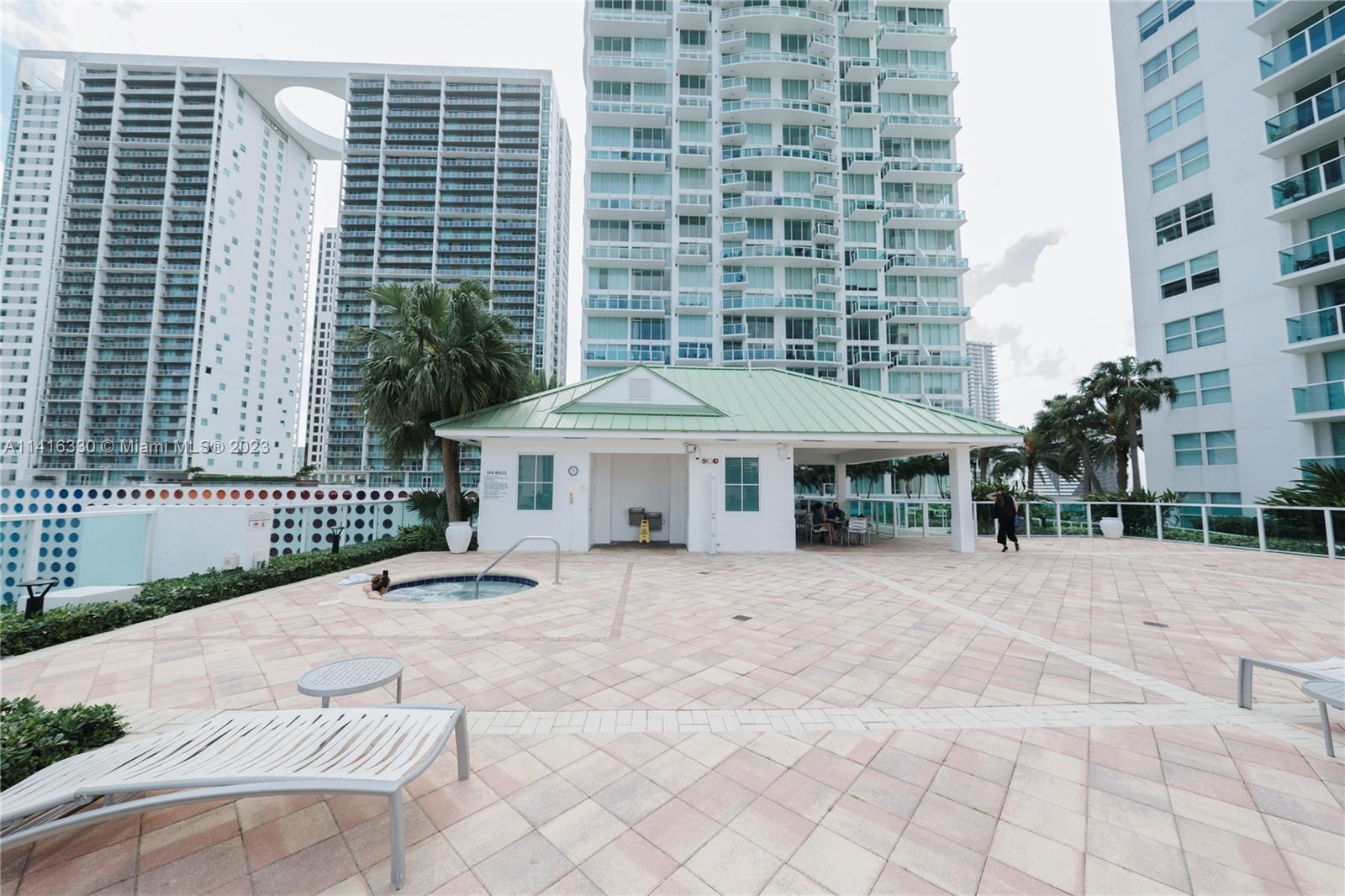 BRICKELL ON THE RIVER N T - Residential Lease