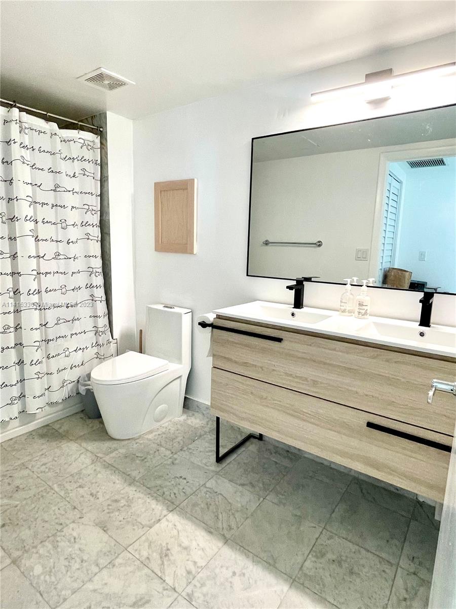 BRICKELL ON THE RIVER N T - Residential Lease