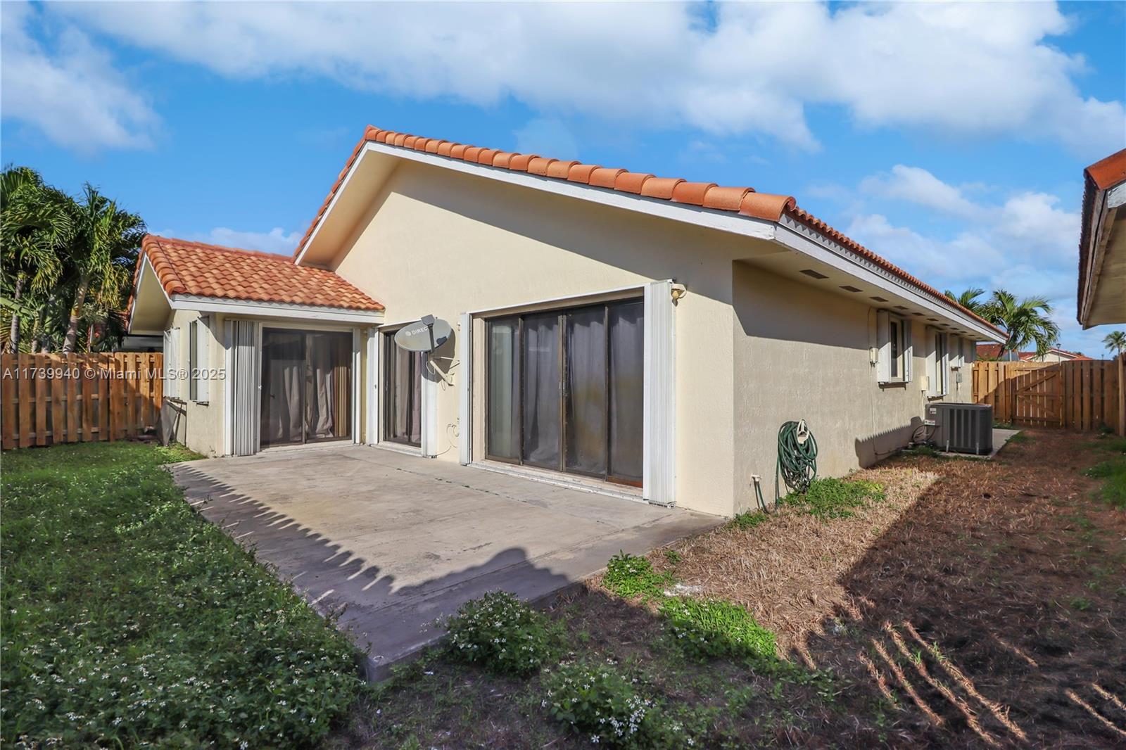 Angelica Gardens at Lakes - Residential