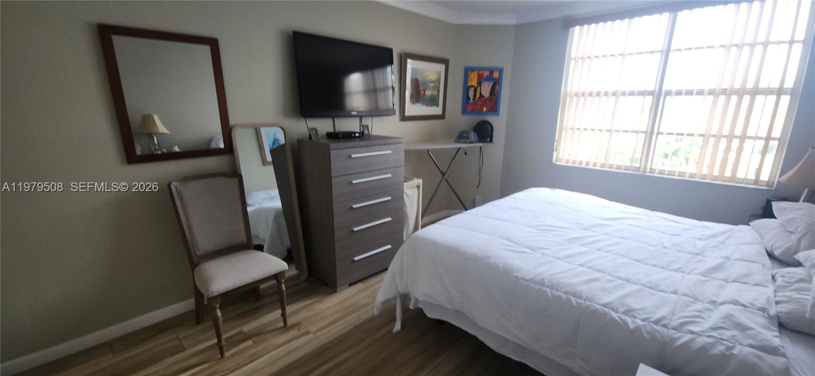 HEMISPHERES BAY NORTH - Residential
