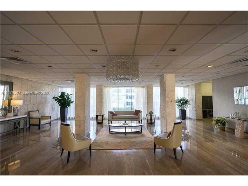 HEMISPHERES BAY NORTH - Residential