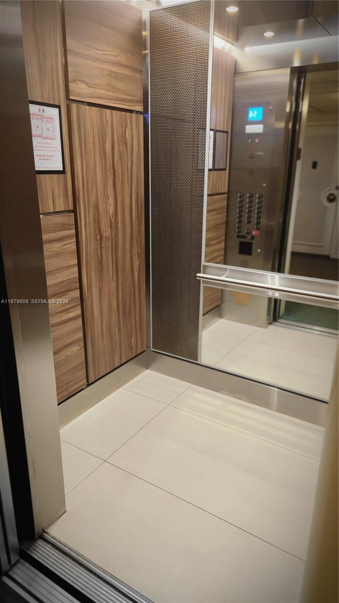 HEMISPHERES BAY NORTH - Residential