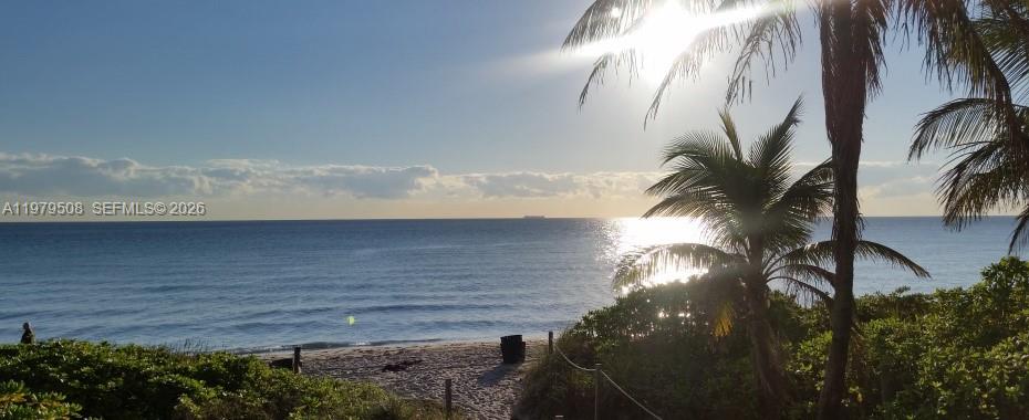 HEMISPHERES BAY NORTH - Residential
