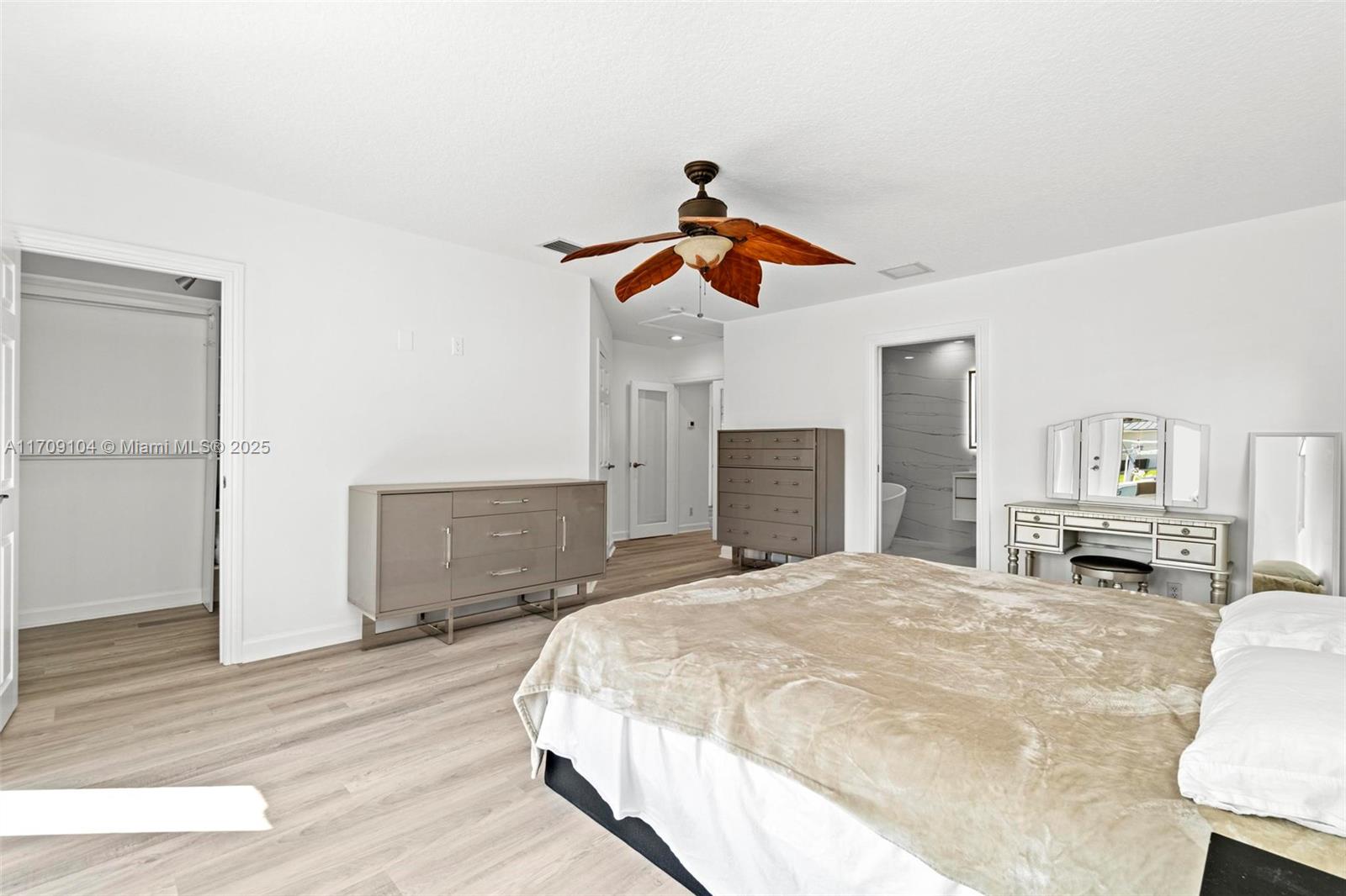 SHELTER ISLANDS - Residential Lease