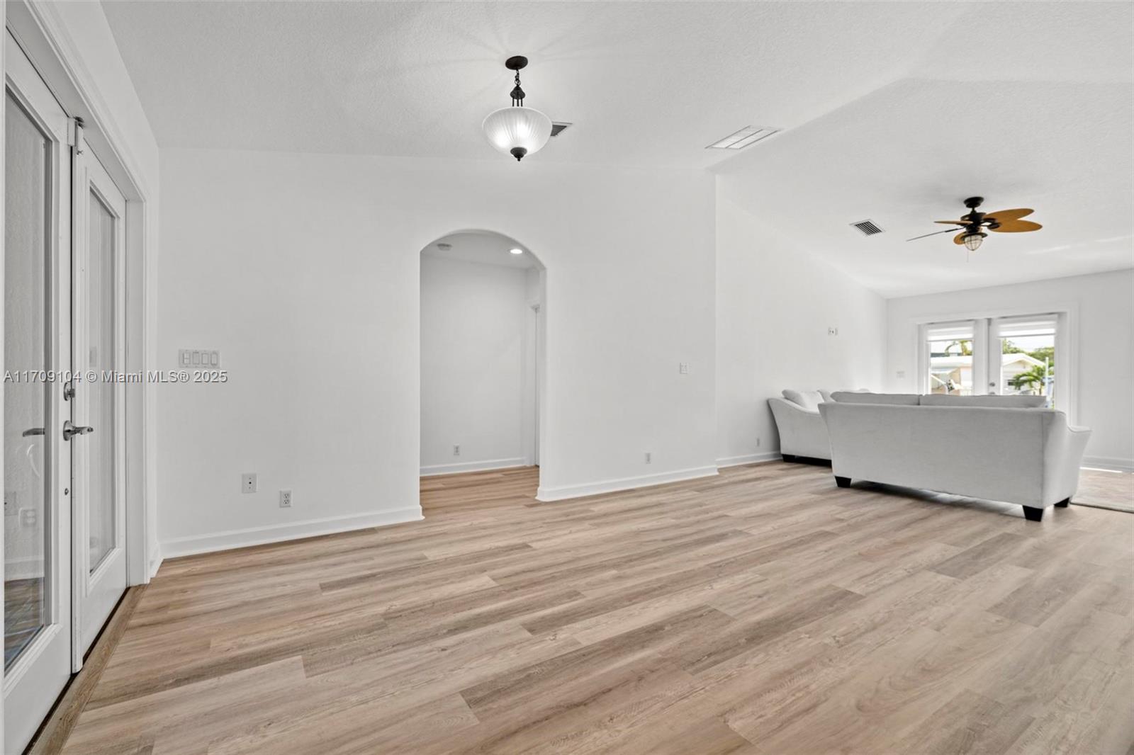 SHELTER ISLANDS - Residential Lease