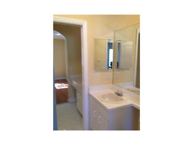 BONITA VILLAS CONDO - Residential Lease