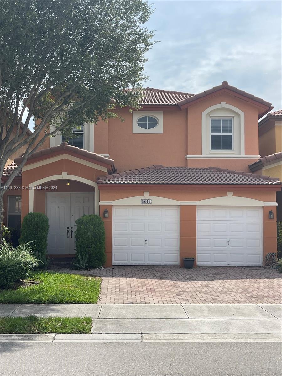 ISLANDS AT DORAL NORTHWES - Residential Lease