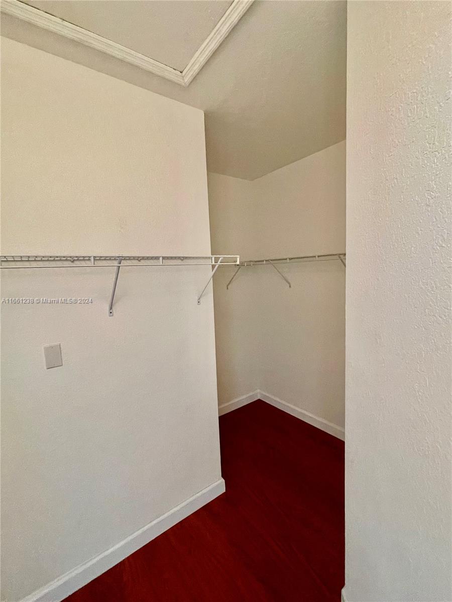 ISLANDS AT DORAL NORTHWES - Residential Lease