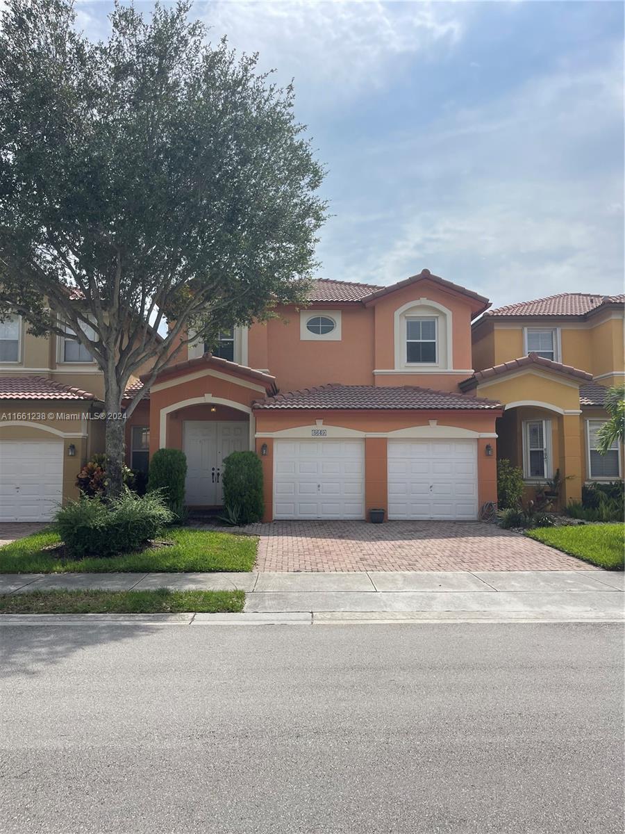 ISLANDS AT DORAL NORTHWES - Residential Lease