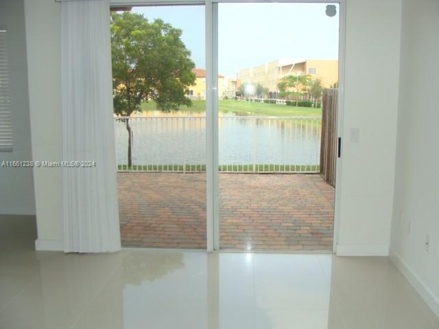 ISLANDS AT DORAL NORTHWES - Residential Lease