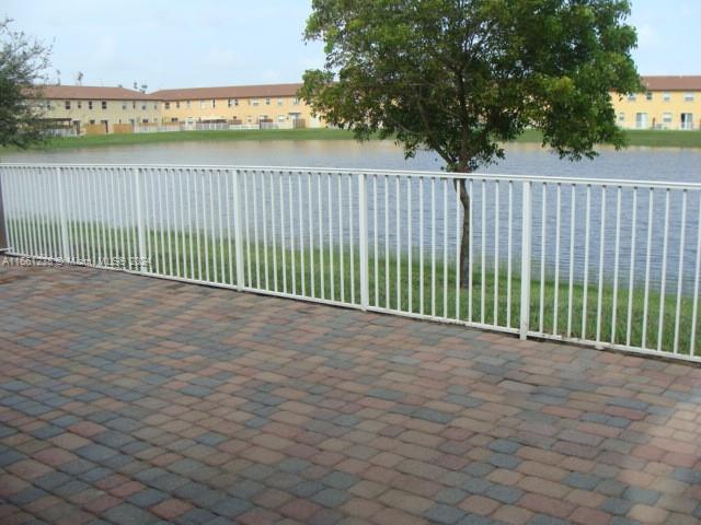 ISLANDS AT DORAL NORTHWES - Residential Lease