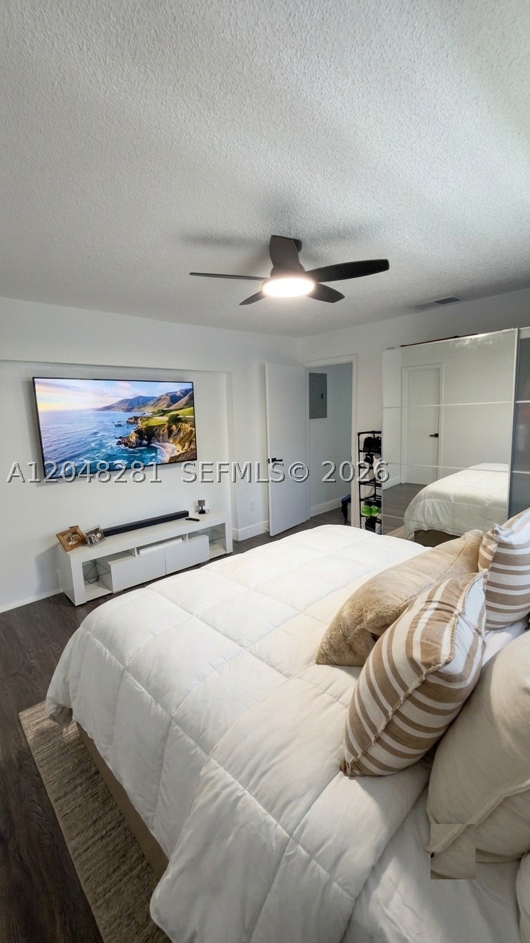 SUNRISE GOLF VILLAGE SEC - Residential