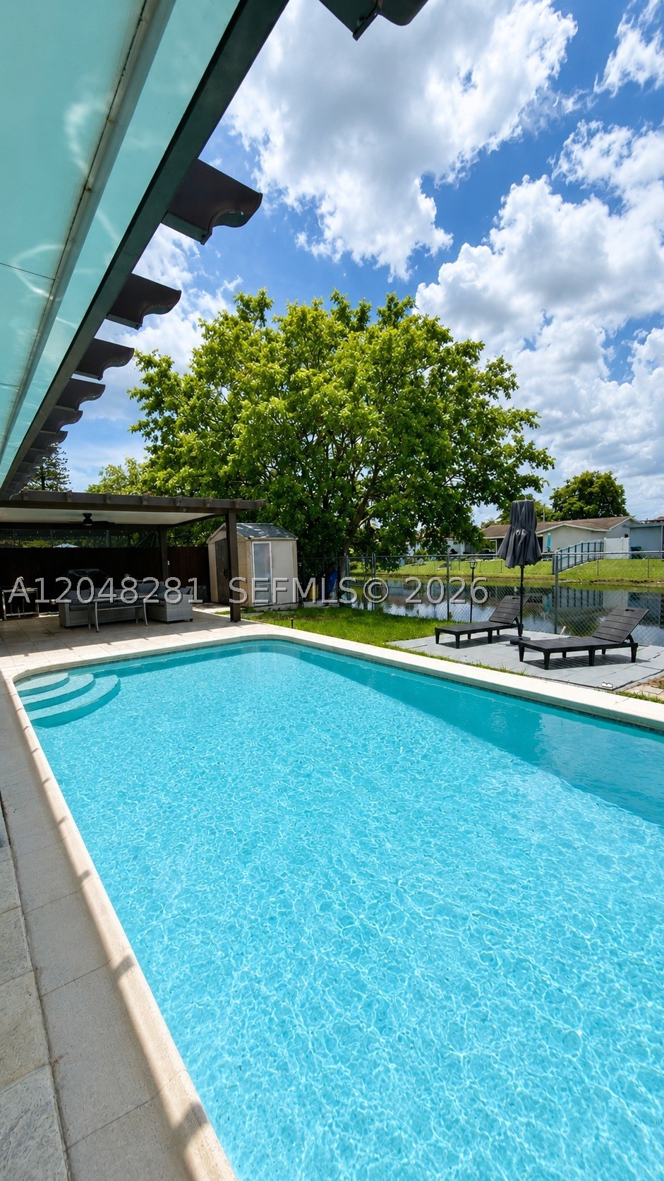SUNRISE GOLF VILLAGE SEC - Residential