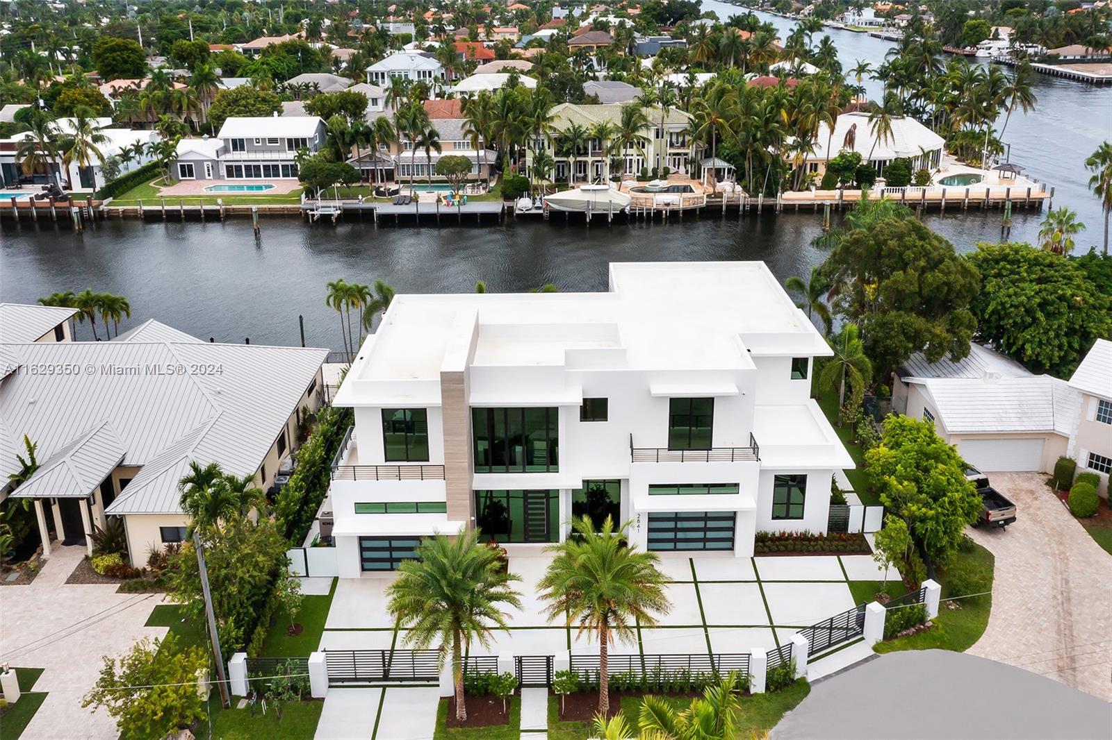 CORAL RIDGE COUNTRY CLUB - Residential