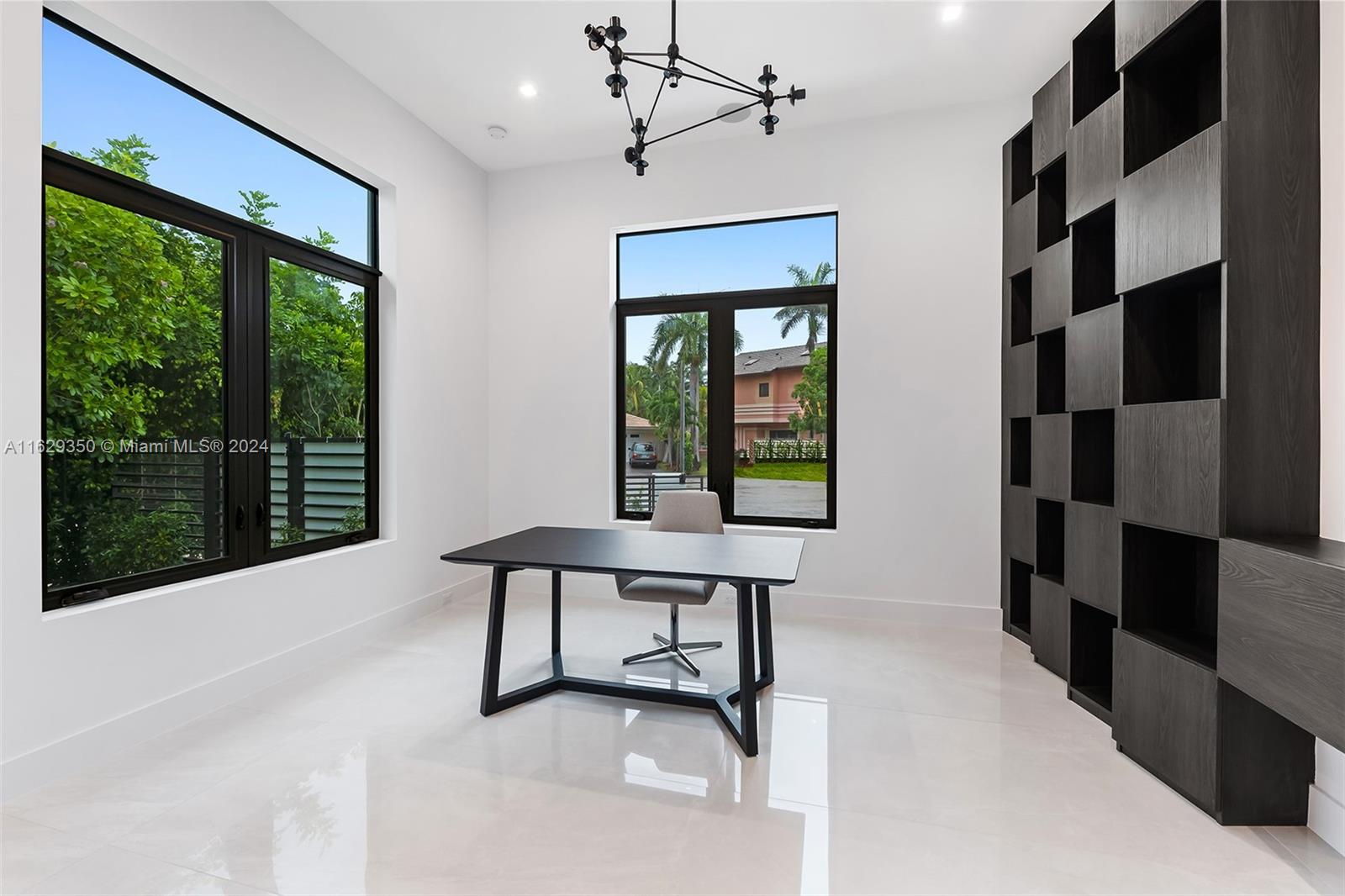 CORAL RIDGE COUNTRY CLUB - Residential