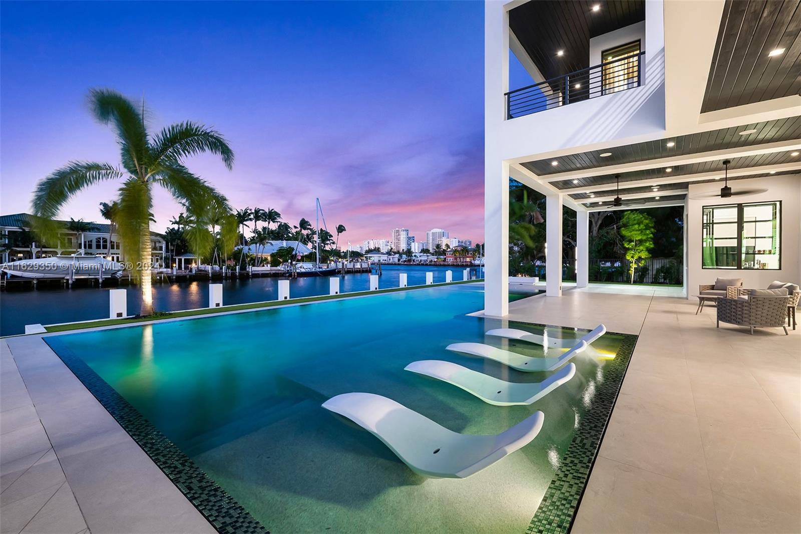 CORAL RIDGE COUNTRY CLUB - Residential