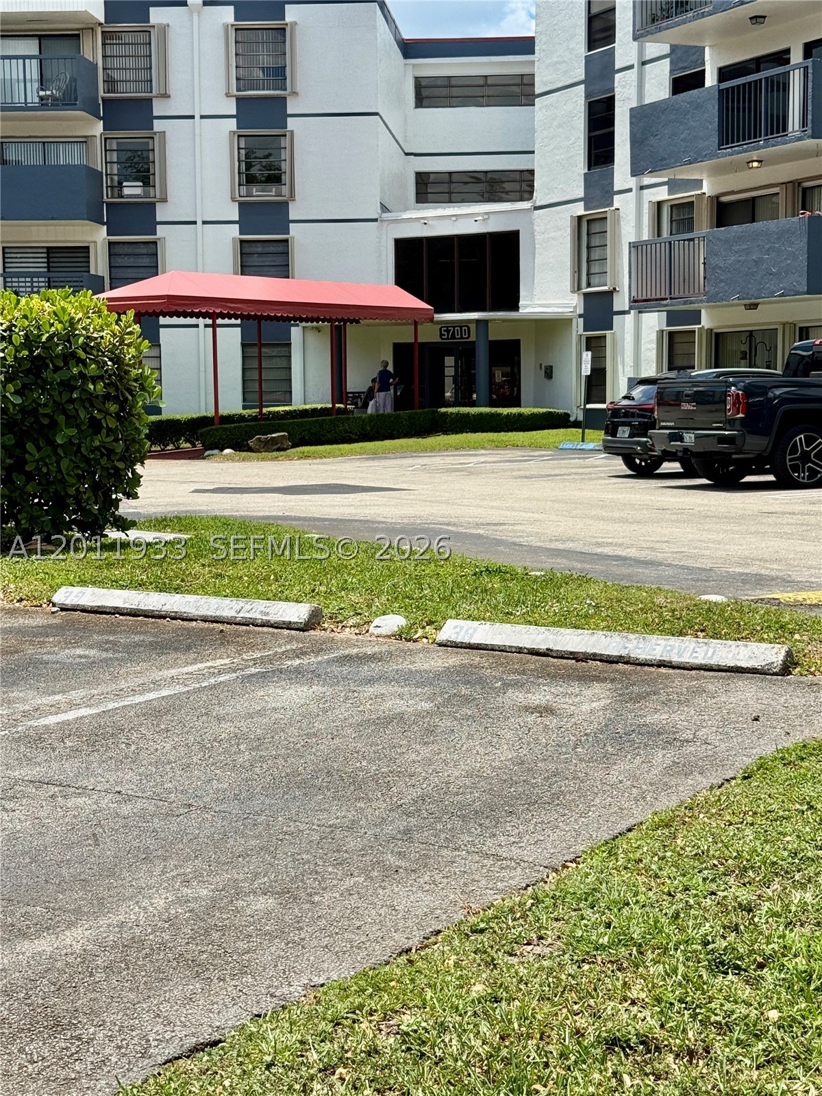MILLER GARDENS CONDO - Residential